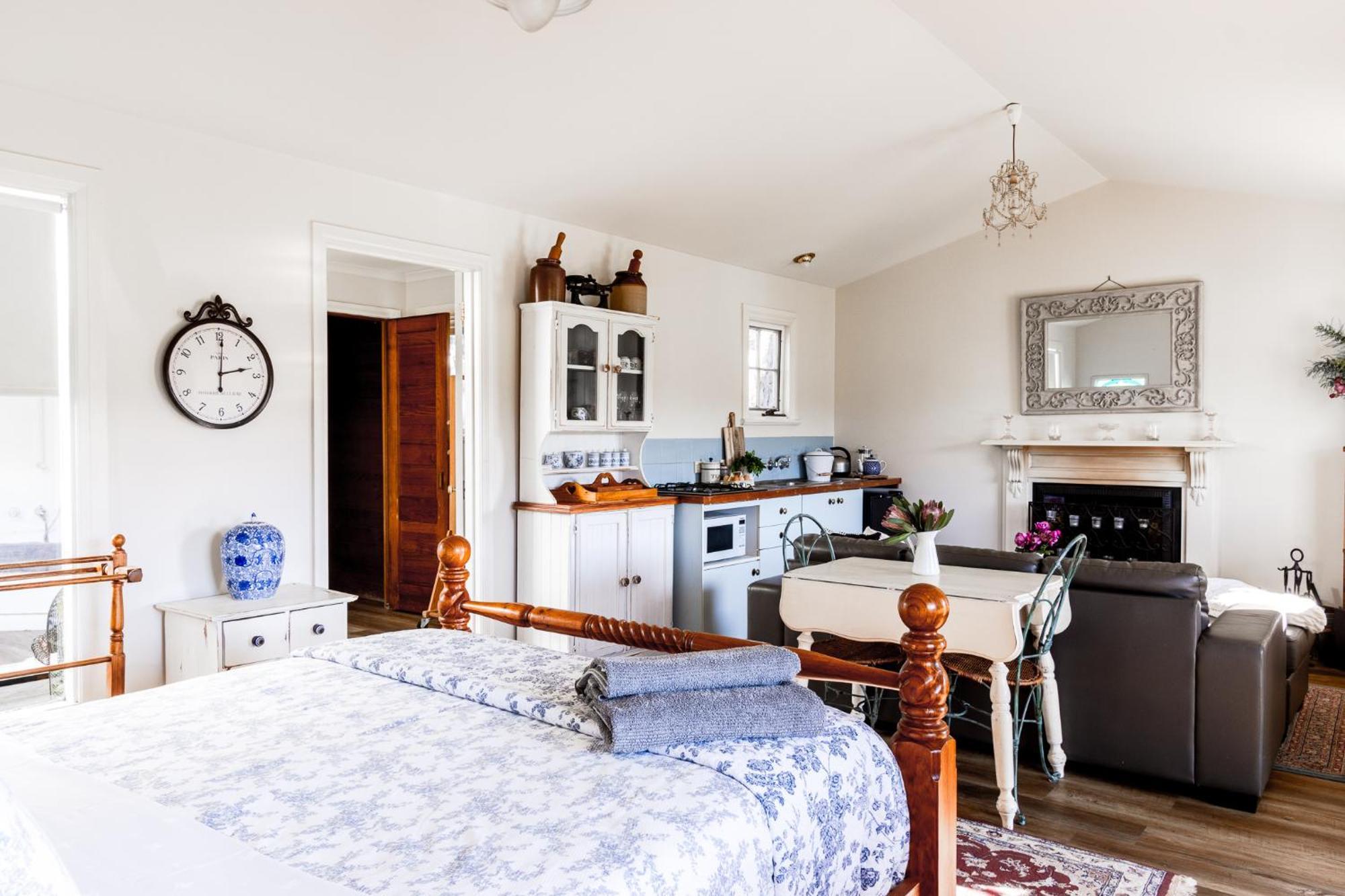 Freshwater Creek Cottages & Farm Stay 토키 외부 사진